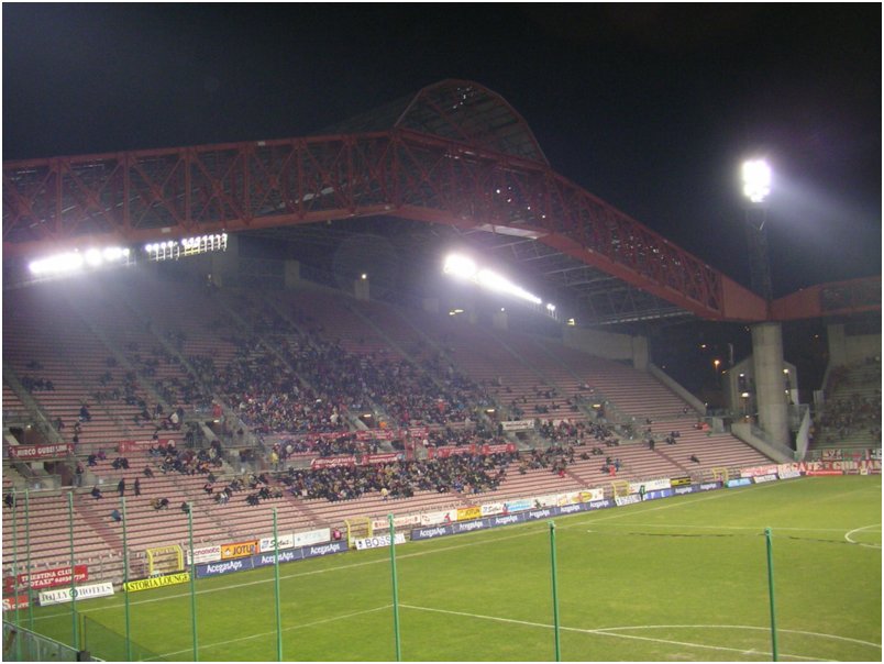 Triestina - Arezzo  11.02.2005 016